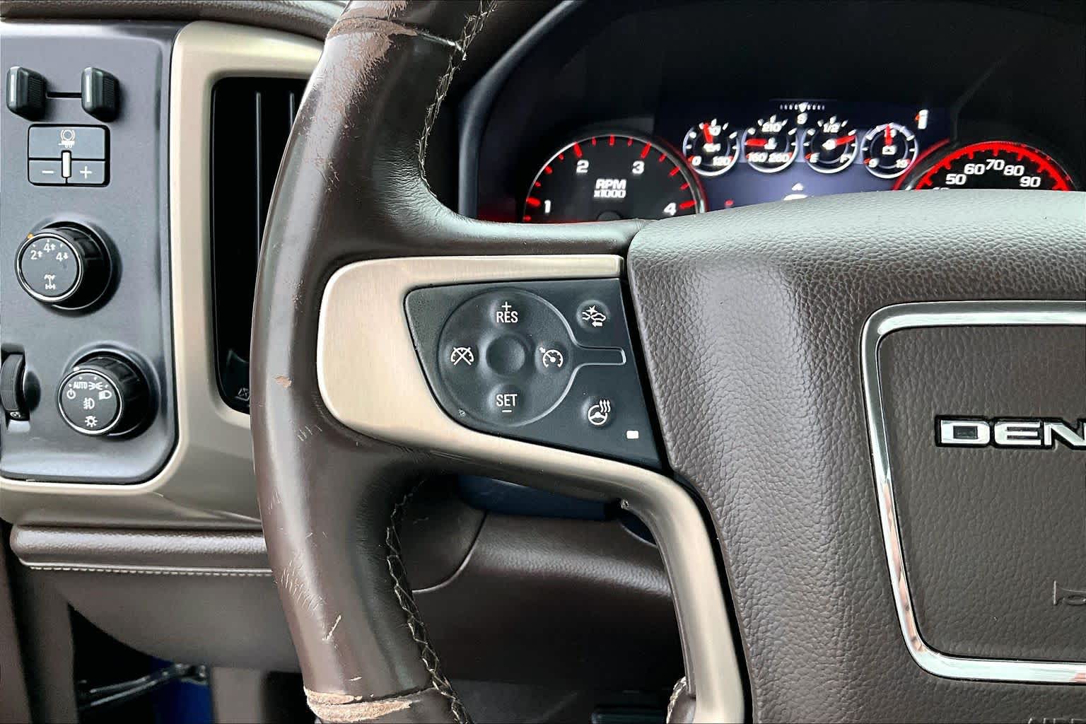 Thumbnail: 2015 GMC Sierra 2500 - 23