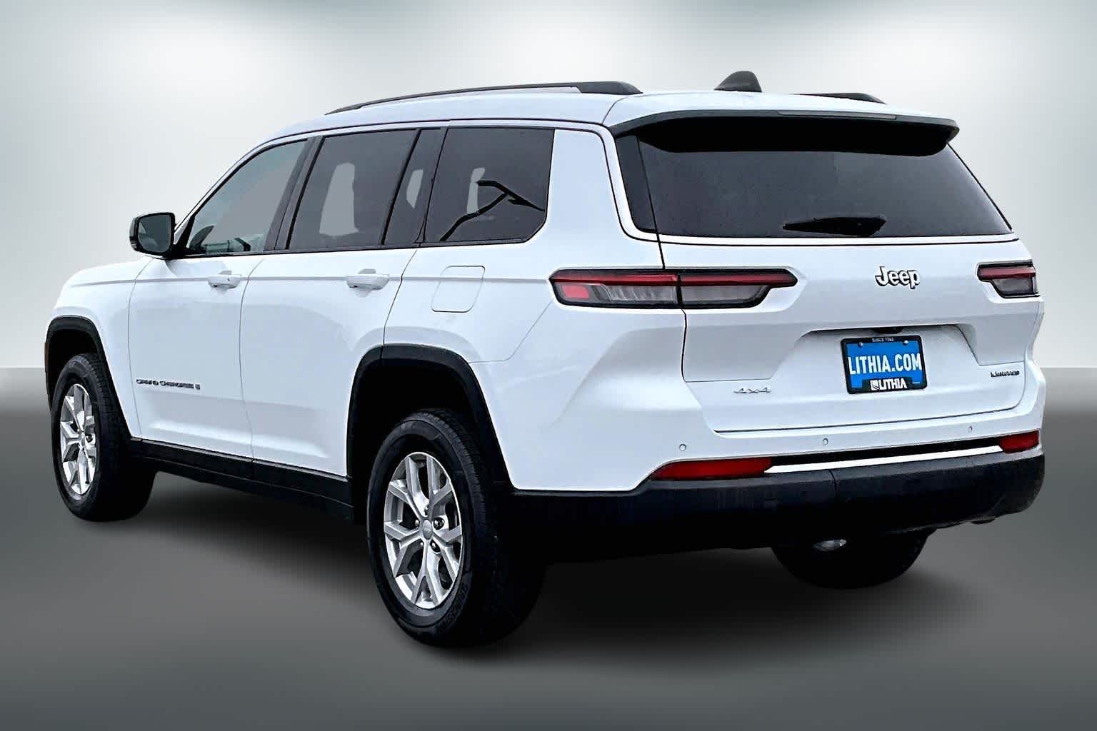 Thumbnail: 2023 Jeep Grand Cherokee - 4