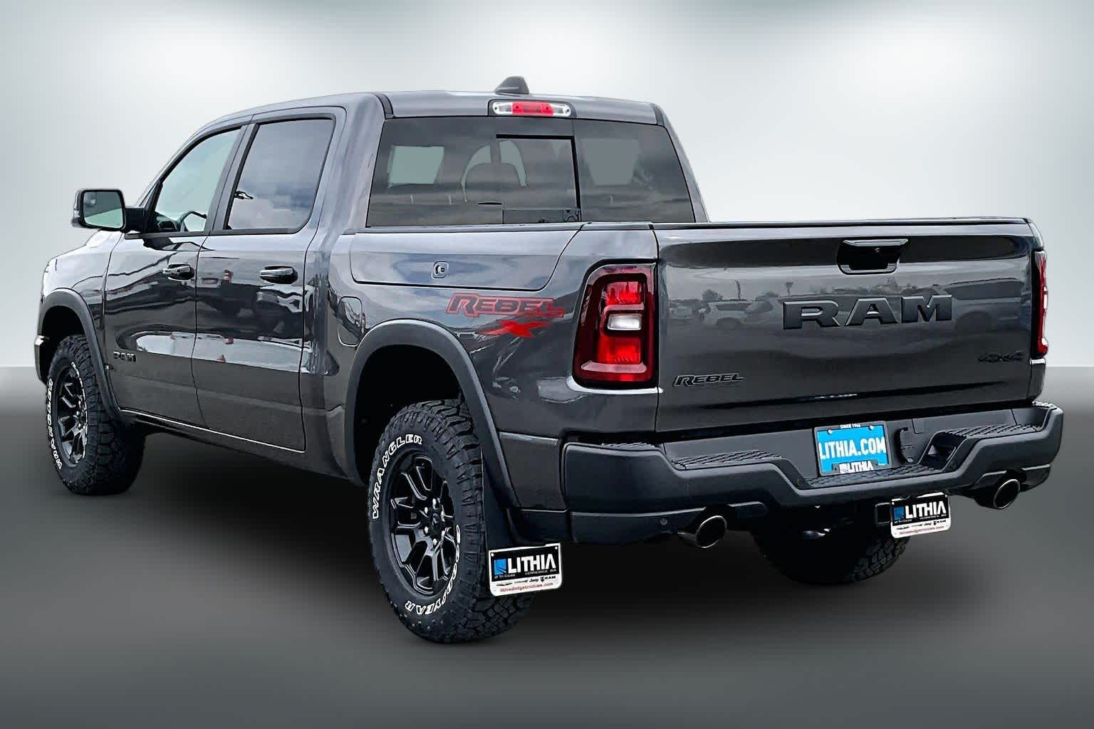Thumbnail: 2026 RAM 1500 - 4