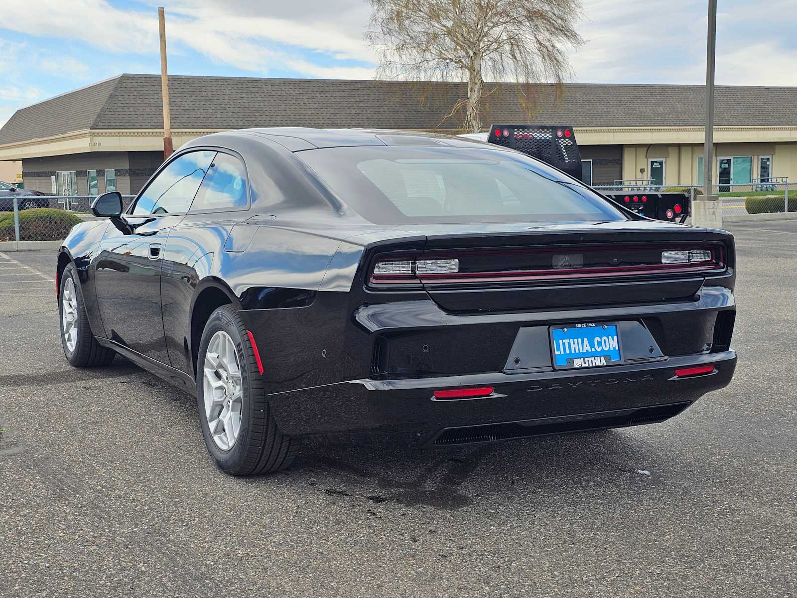 2025 Dodge Charger R/T photo 4