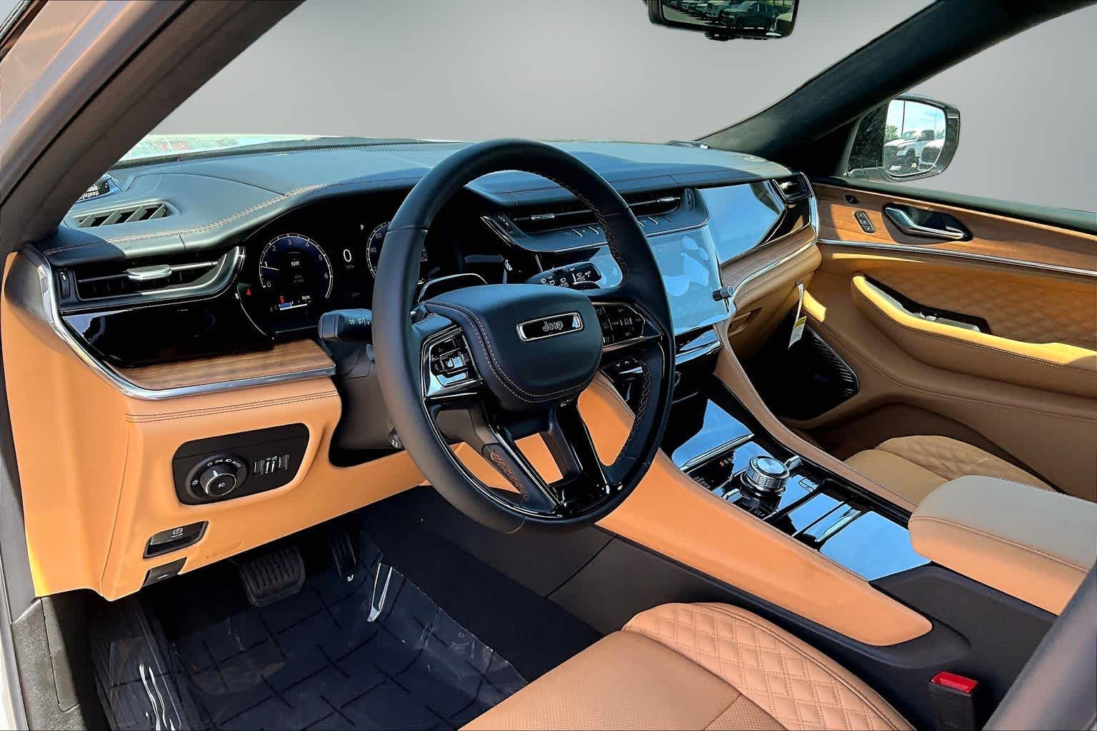 Thumbnail: 2026 Jeep Grand Cherokee - 2