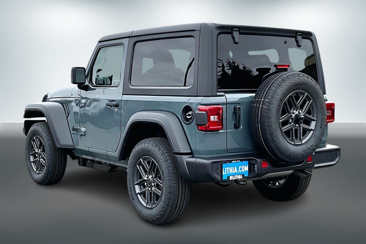 Thumbnail: 2026 Jeep Wrangler - 4