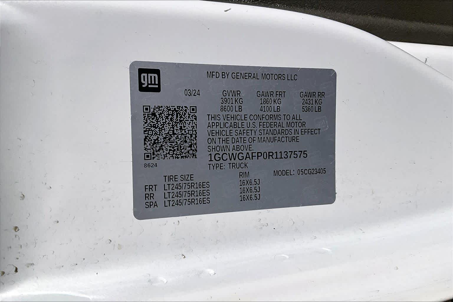 Thumbnail: 2024 Chevrolet Express - 16