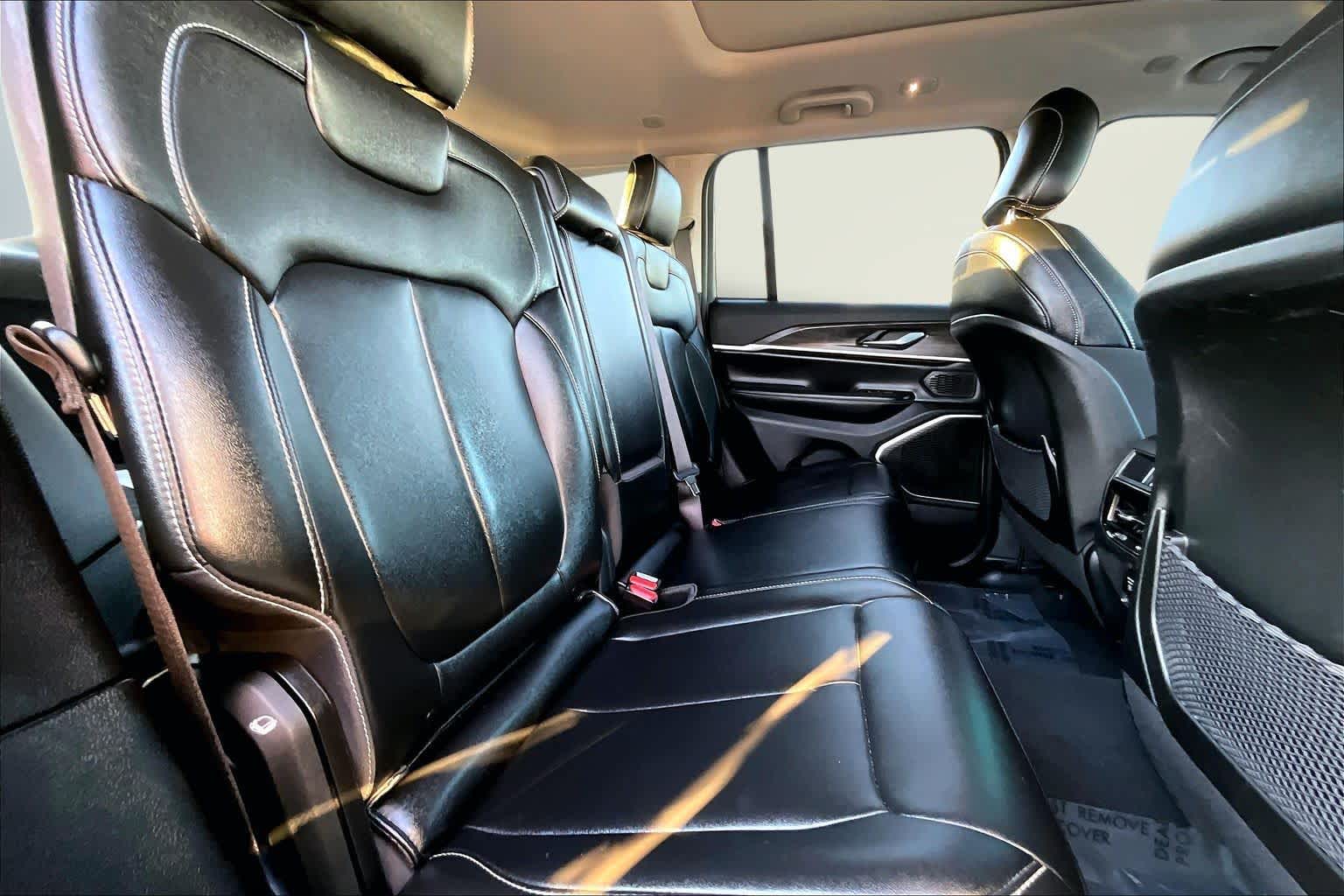 Thumbnail: 2024 Jeep Grand Cherokee - 29