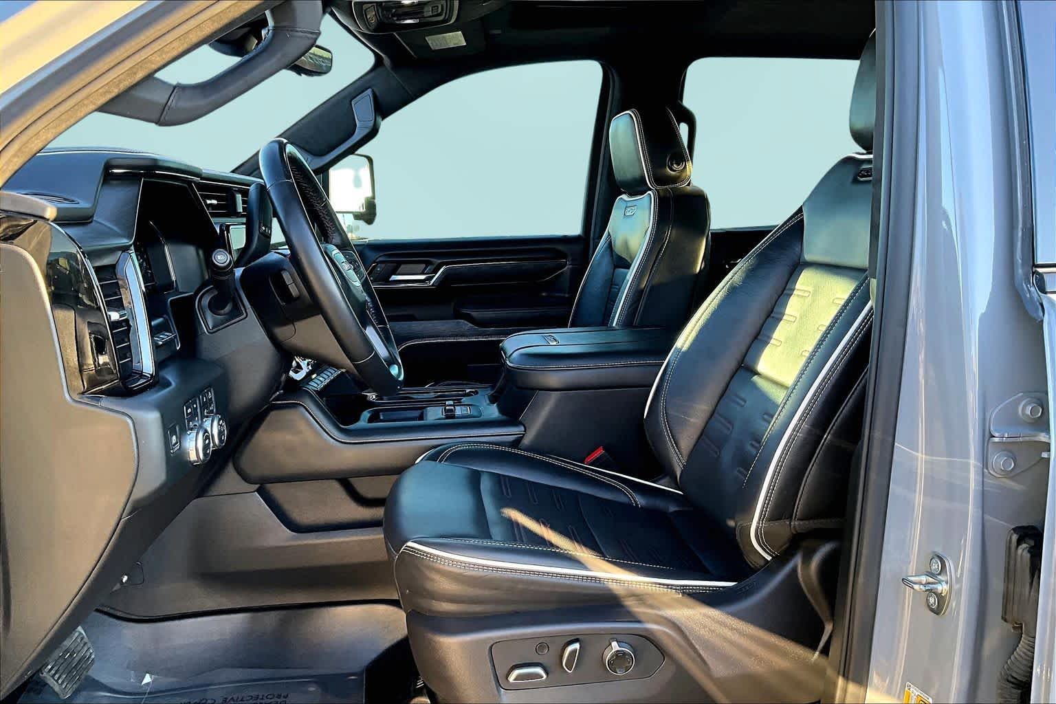 Thumbnail: 2024 GMC Sierra 2500 - 11