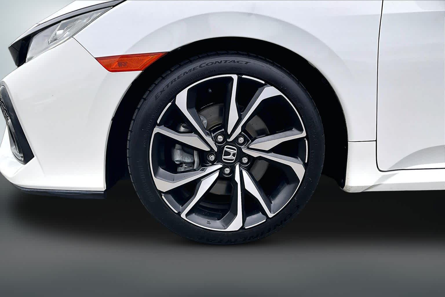 Thumbnail: 2018 Honda Civic - 8