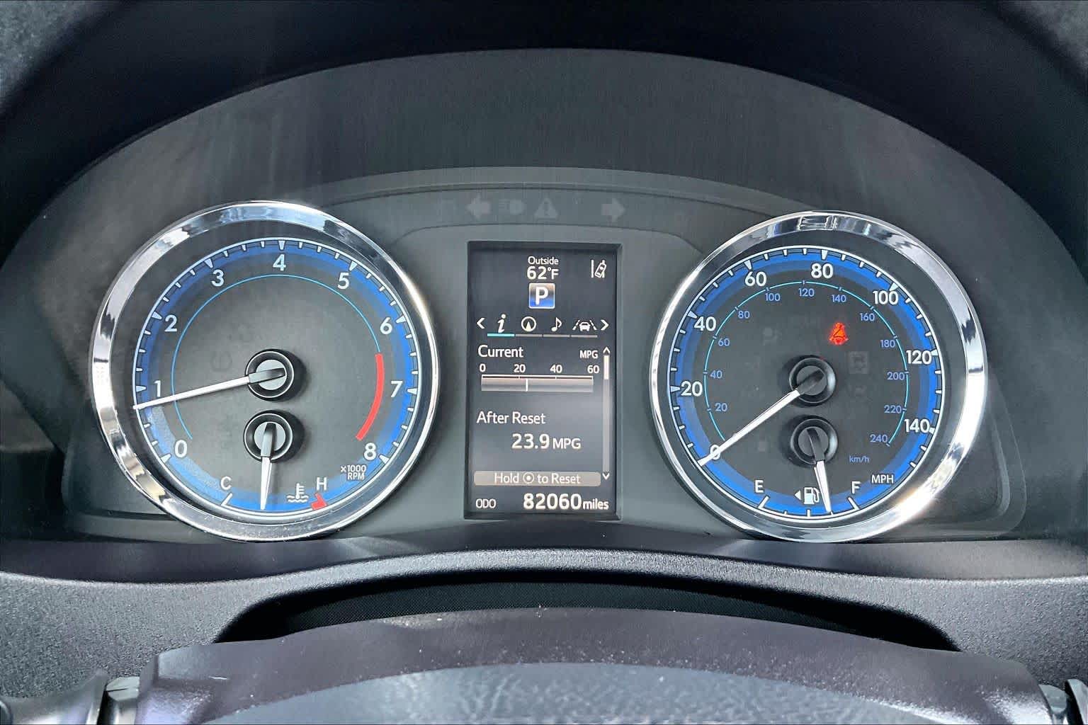 Thumbnail: 2017 Toyota Corolla - 17