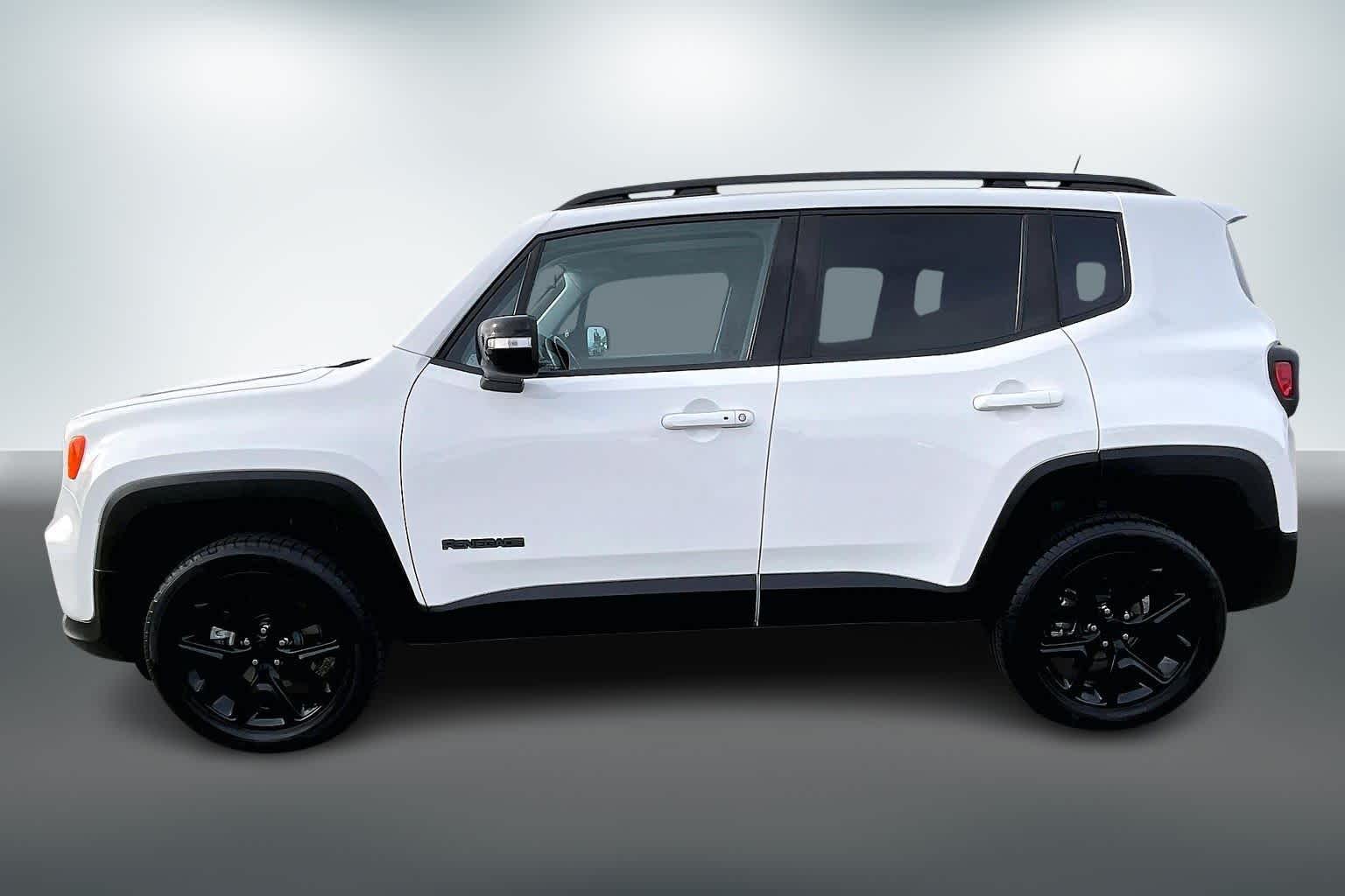 Thumbnail: 2023 Jeep Renegade - 3