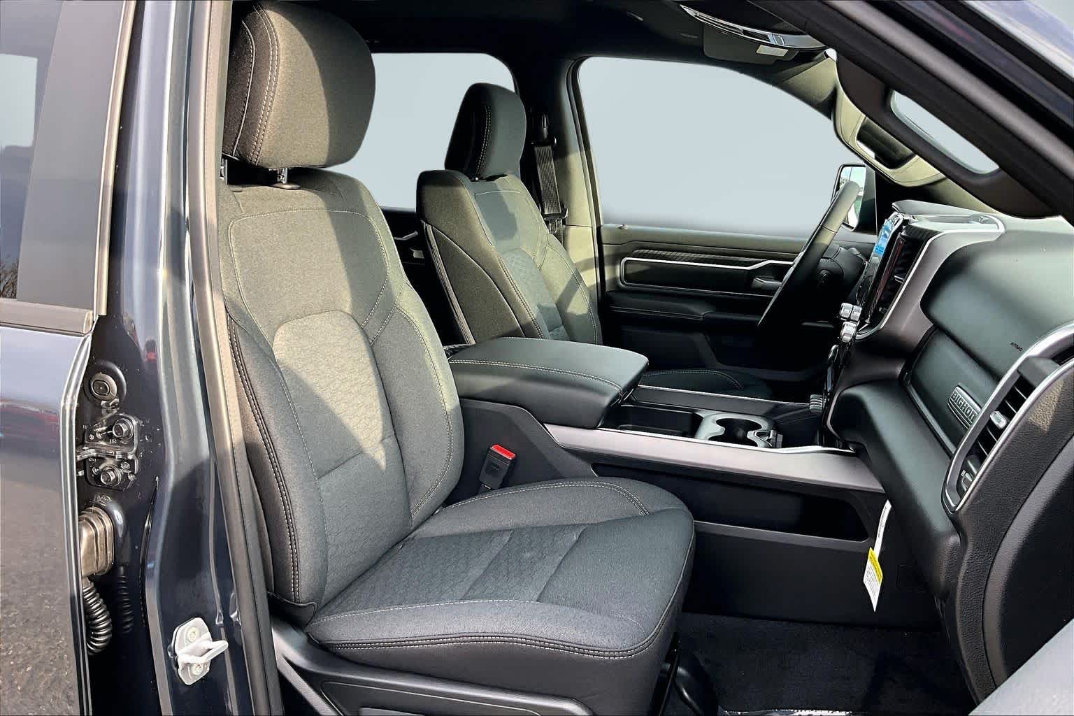 Thumbnail: 2026 RAM 1500 - 14