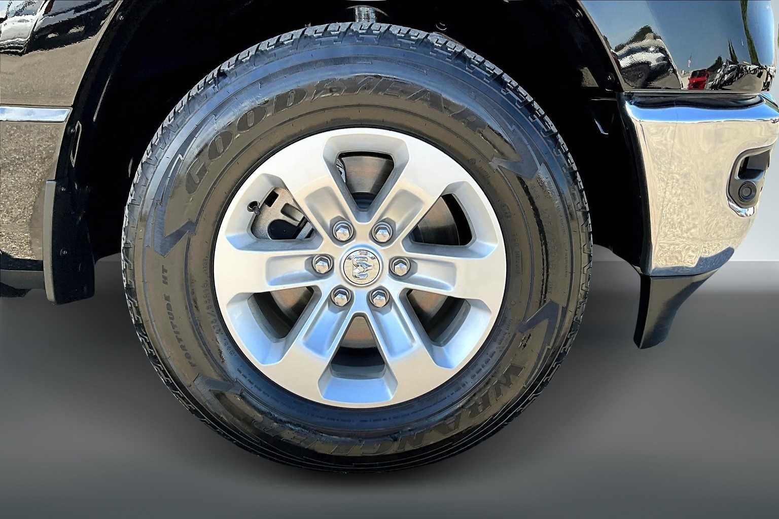 Thumbnail: 2024 RAM 1500 - 34