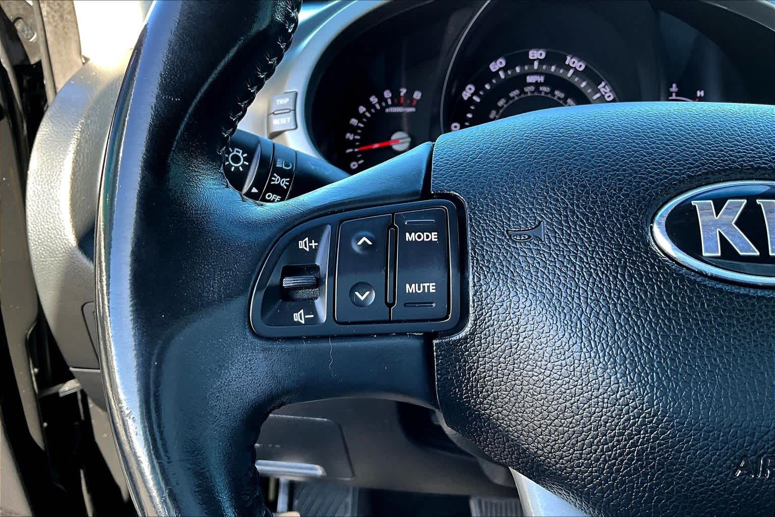 Thumbnail: 2016 Kia Sportage - 22