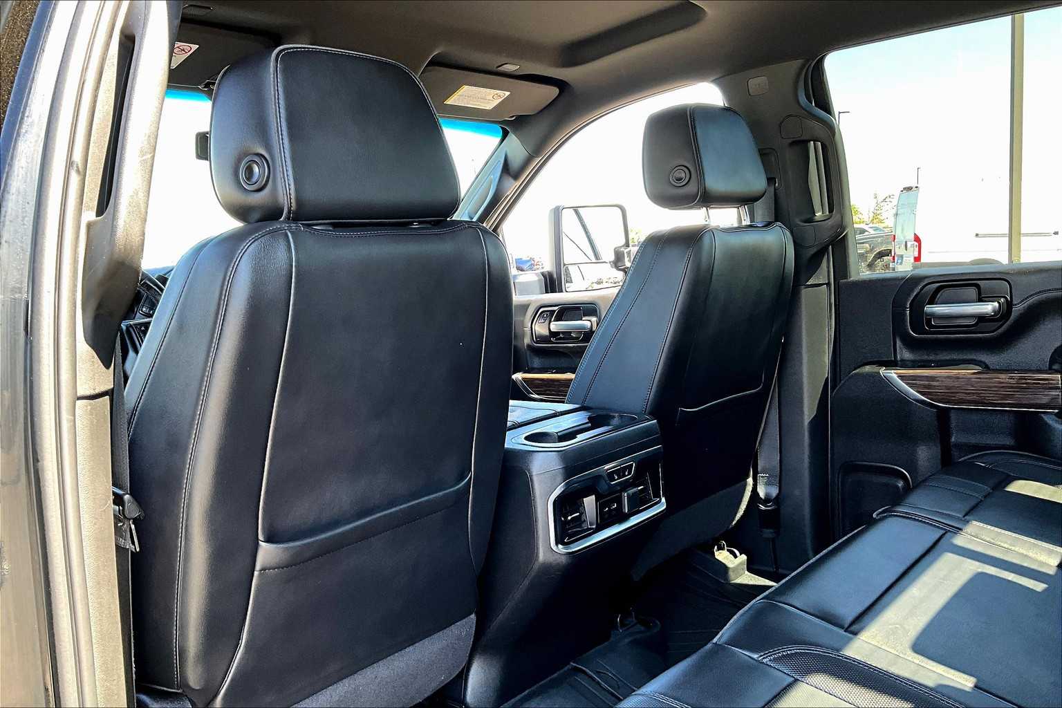 Thumbnail: 2020 Chevrolet Silverado 3500 - 12