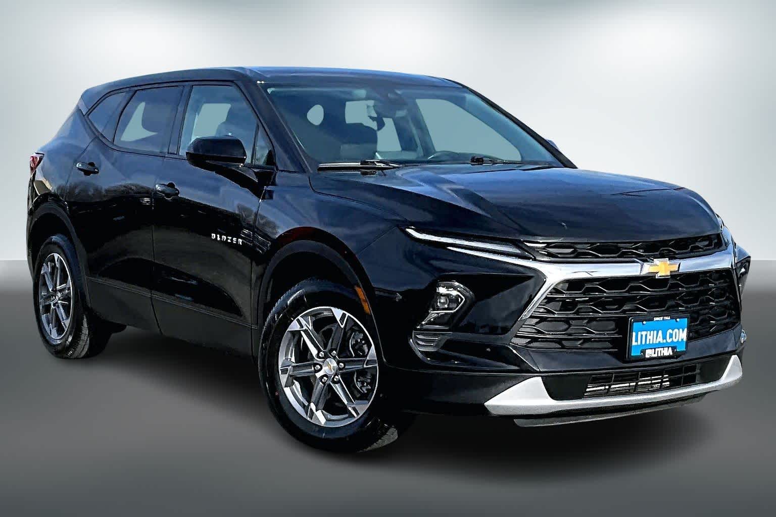 Thumbnail: 2025 Chevrolet Blazer - 21