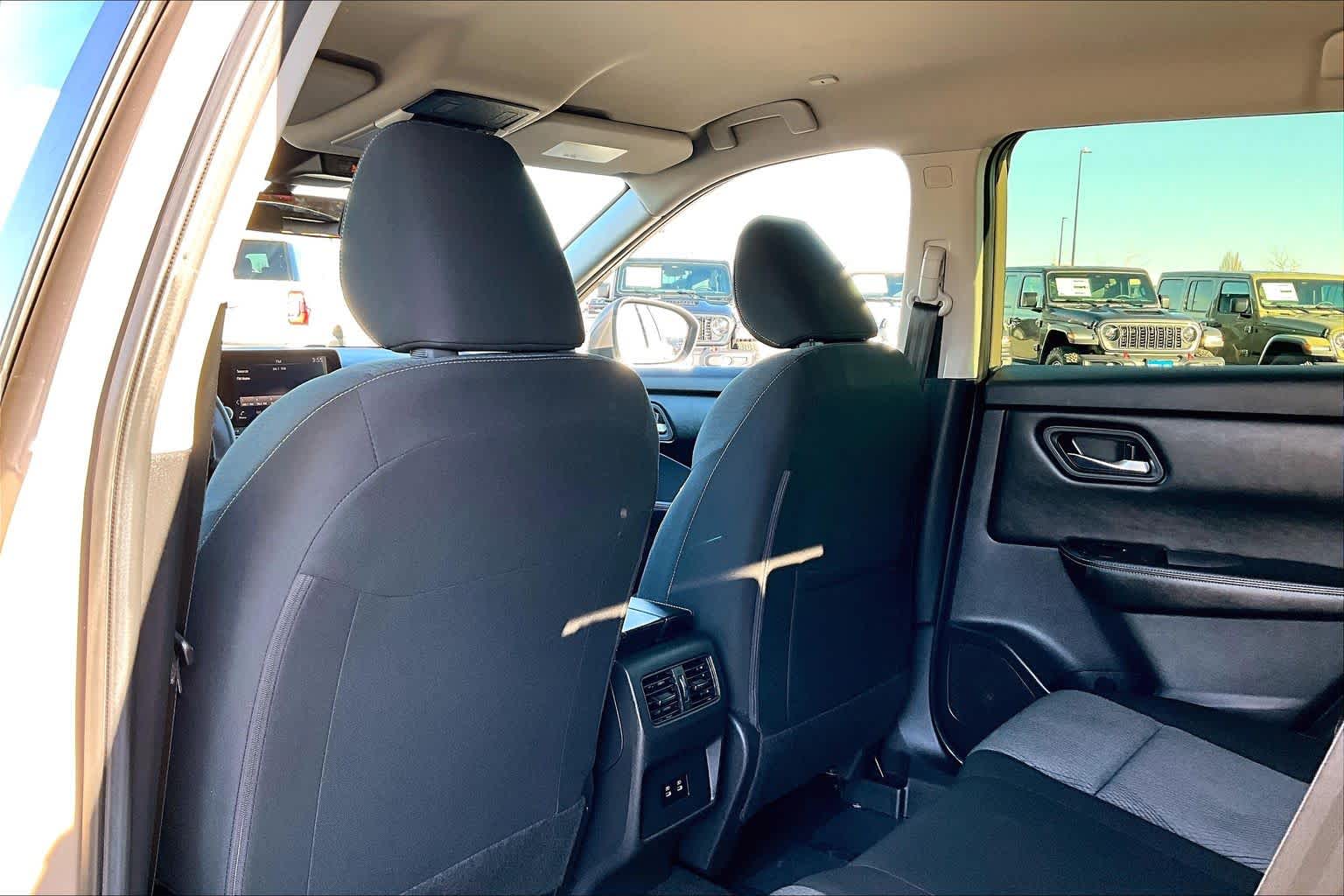 Thumbnail: 2024 Nissan Rogue - 12