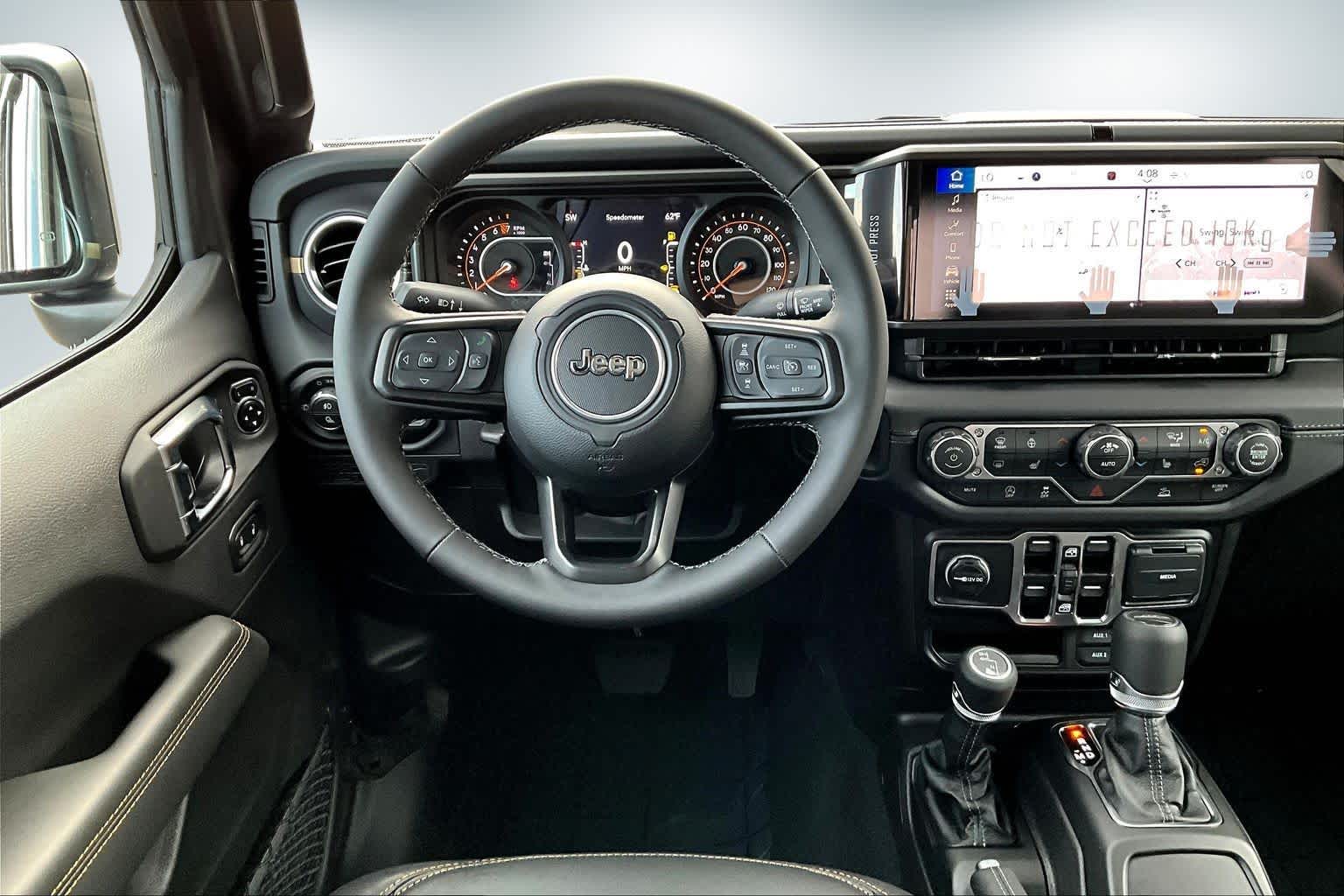 Thumbnail: 2025 Jeep Gladiator - 15