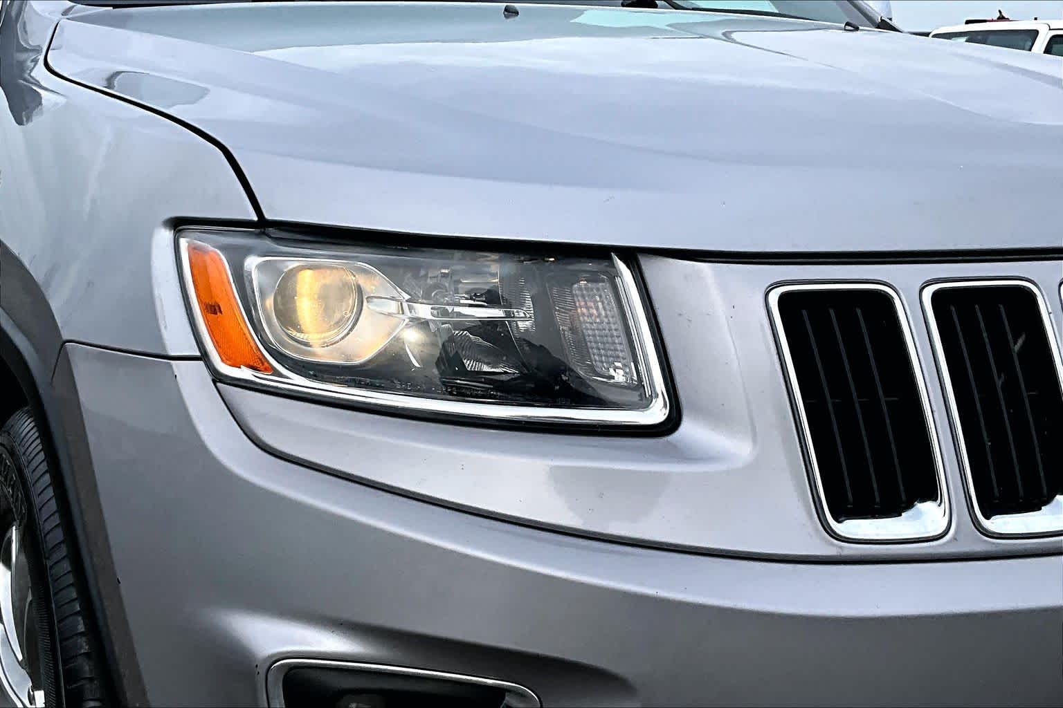 Thumbnail: 2016 Jeep Grand Cherokee - 30