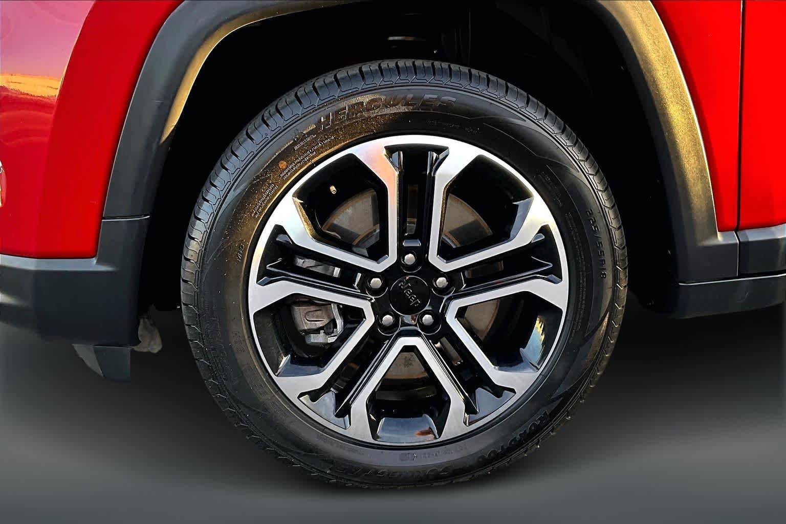 Thumbnail: 2024 Jeep Compass - 8