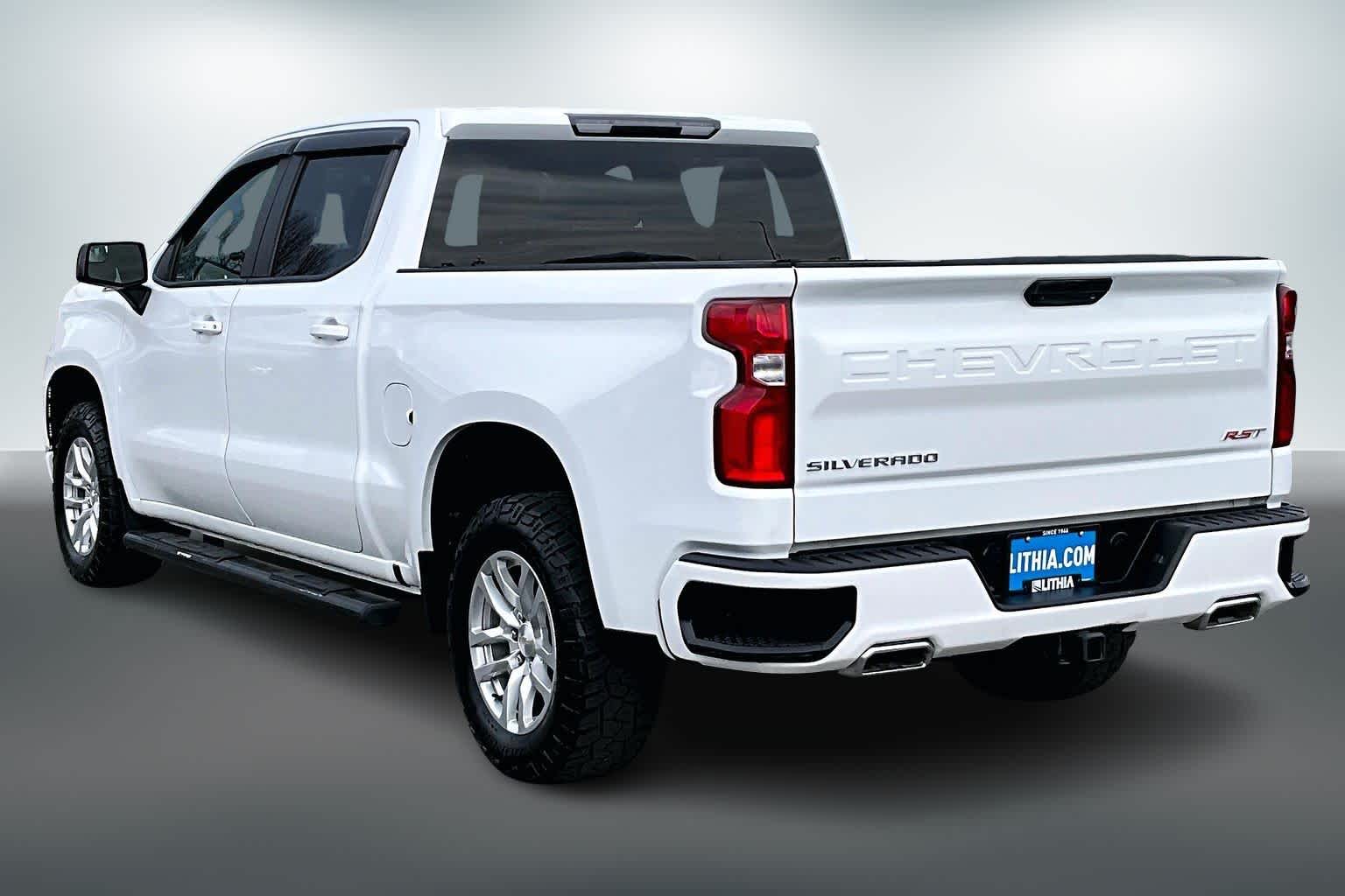 Thumbnail: 2021 Chevrolet Silverado 1500 - 4