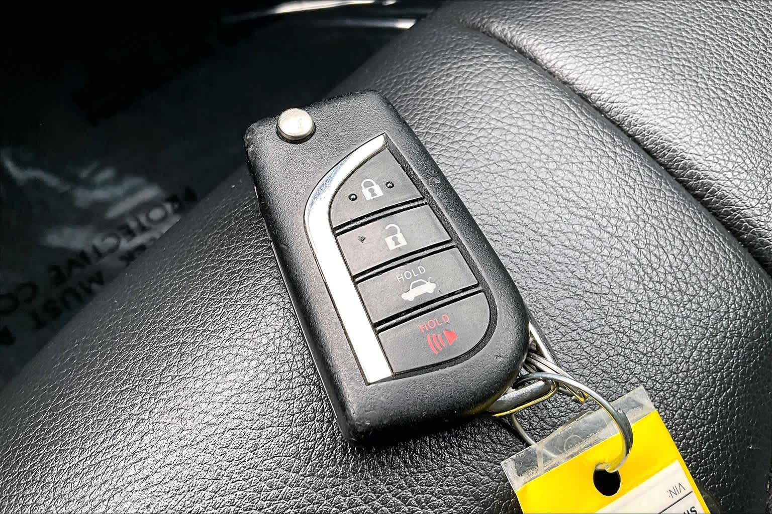 Thumbnail: 2023 Toyota Camry - 19