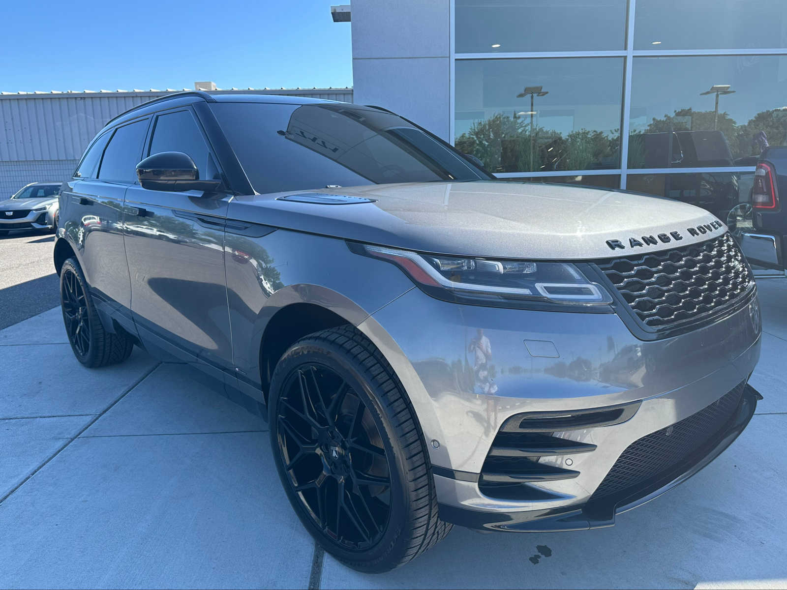 Thumbnail: 2018 Land Rover Range Rover Velar - 3