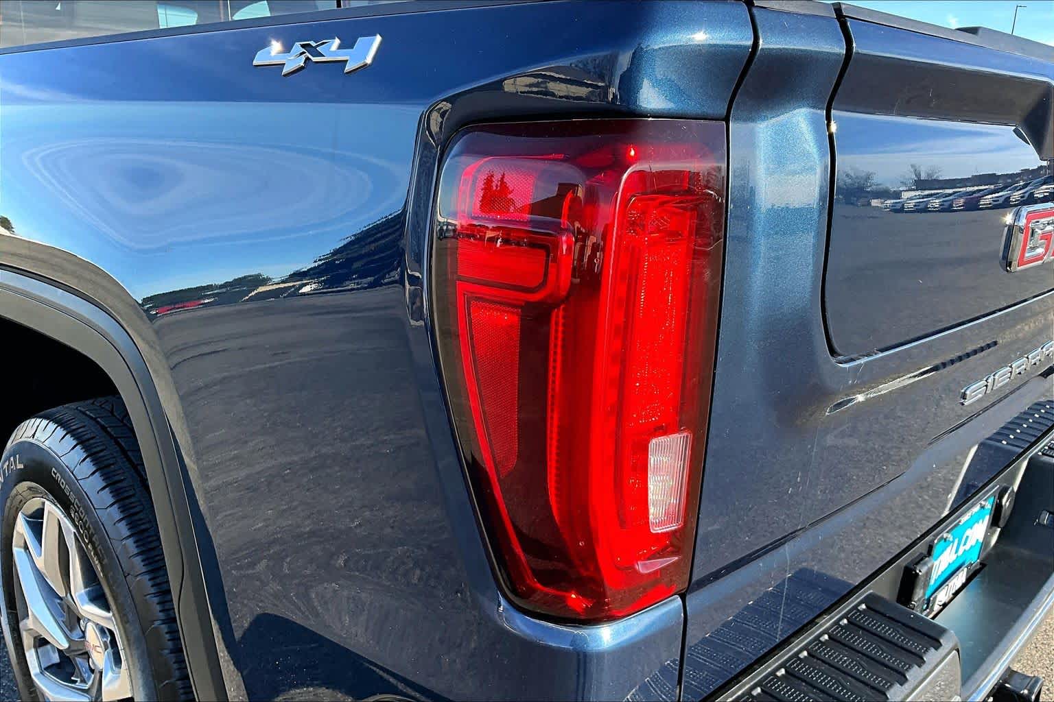 Thumbnail: 2023 GMC Sierra 1500 - 32