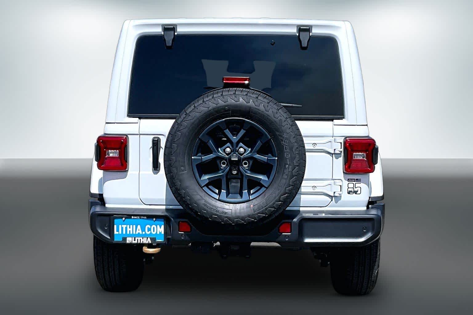Thumbnail: 2026 Jeep Wrangler - 5