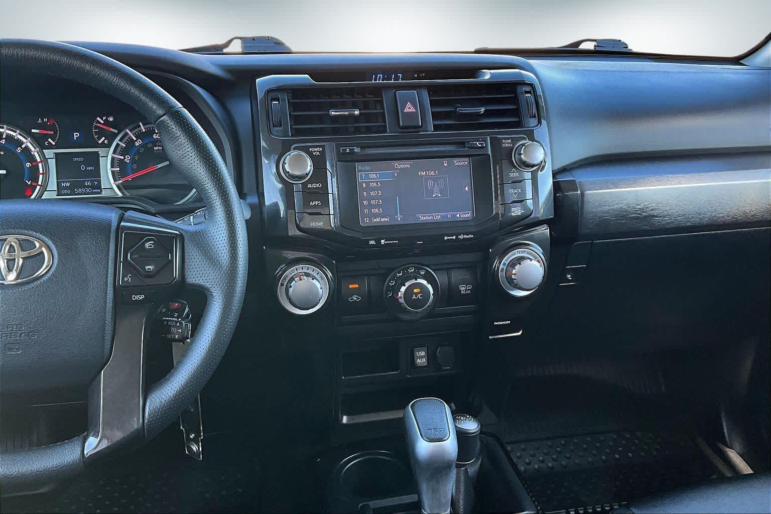 Thumbnail: 2019 Toyota 4Runner - 14