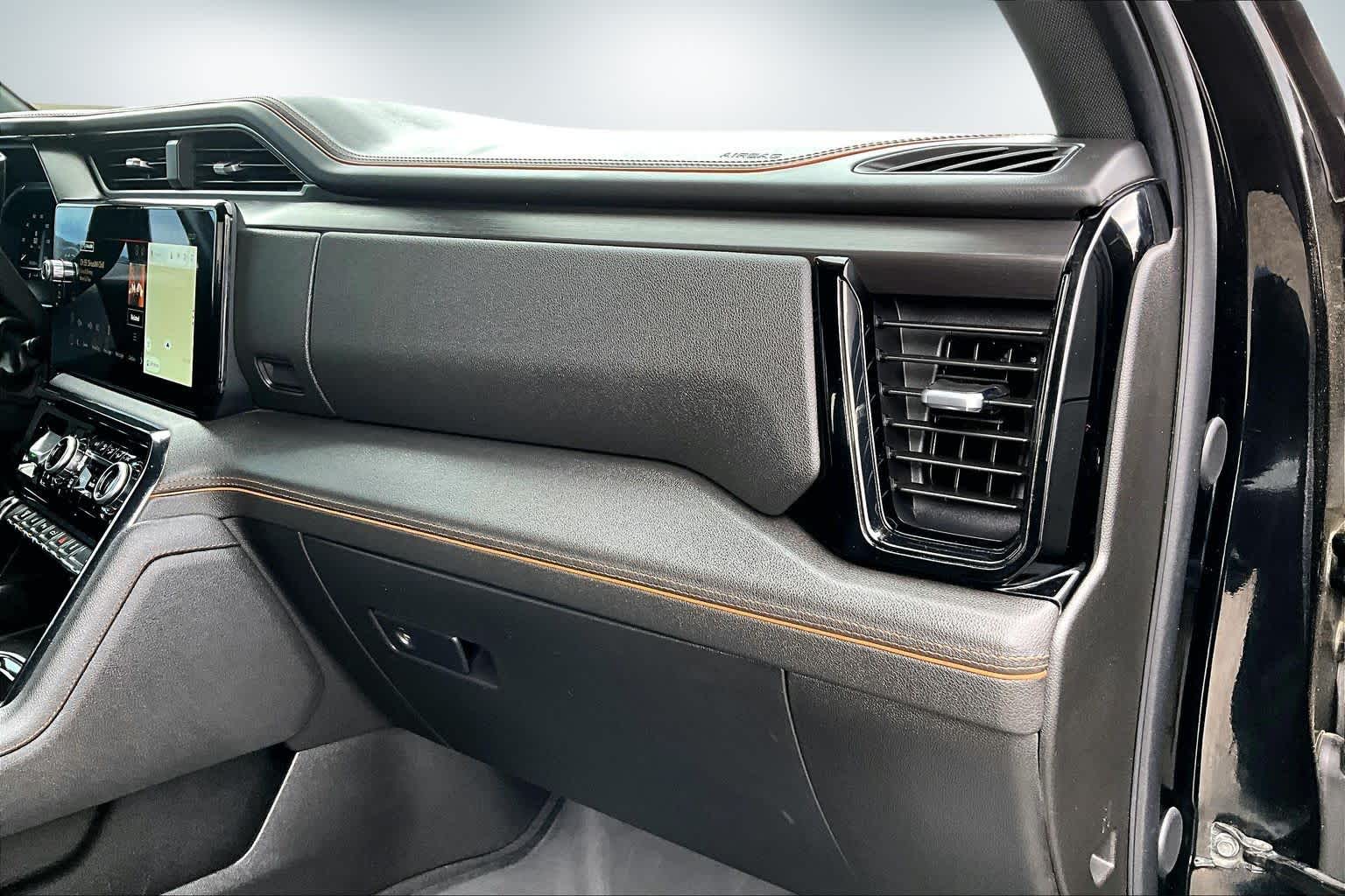 Thumbnail: 2024 GMC Sierra 2500 - 22