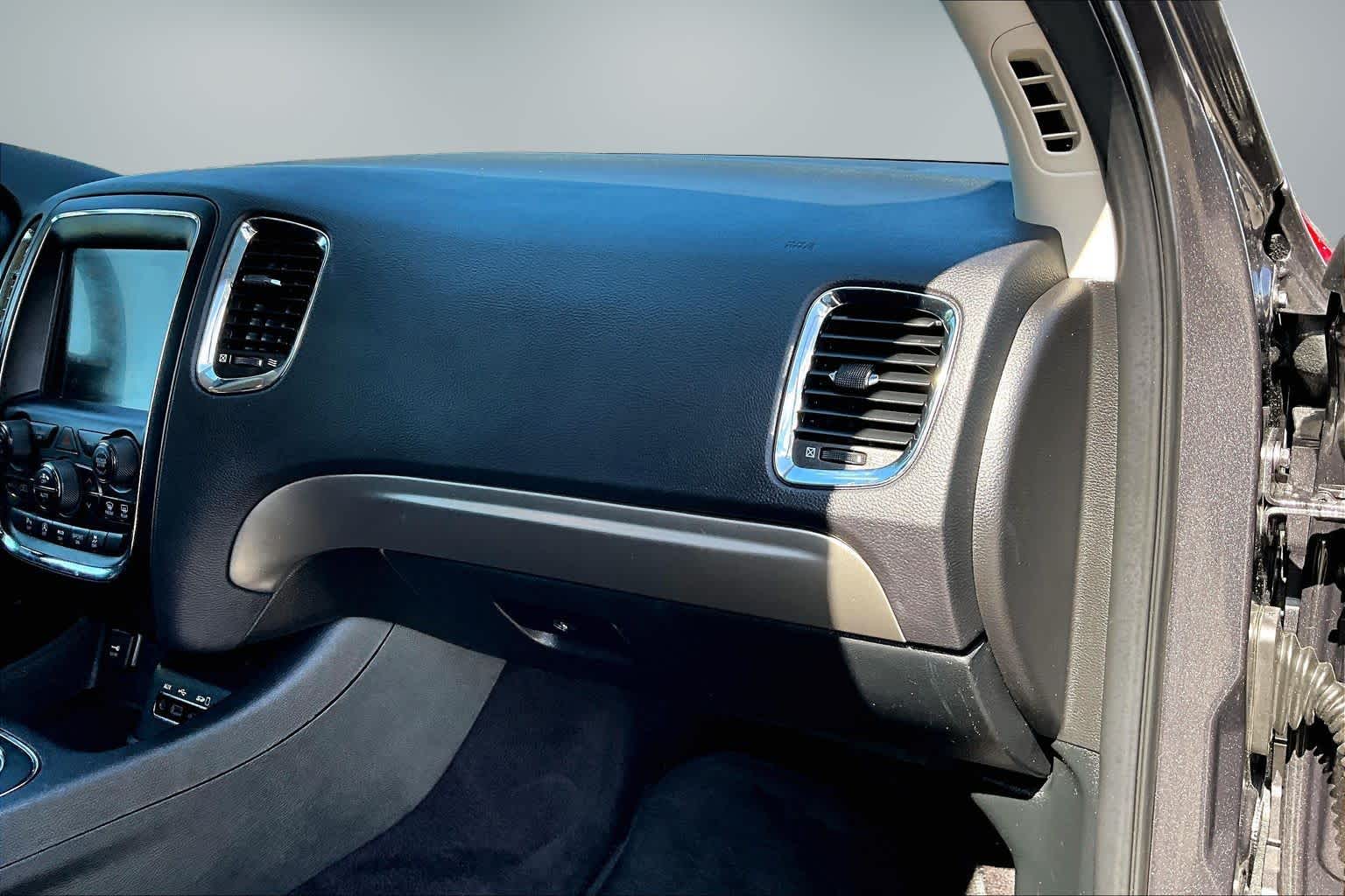 Thumbnail: 2017 Dodge Durango - 23