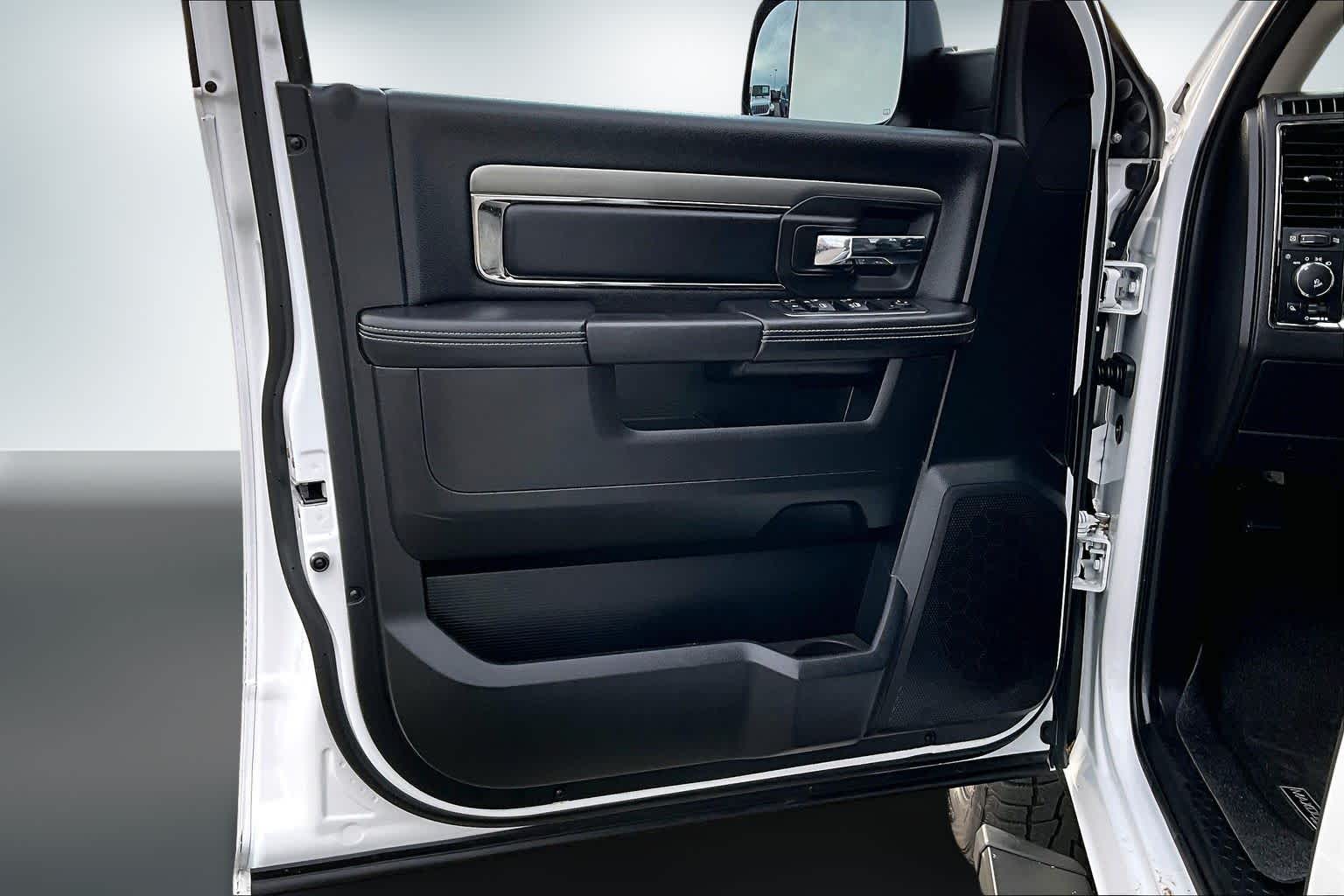 Thumbnail: 2014 RAM 1500 - 21