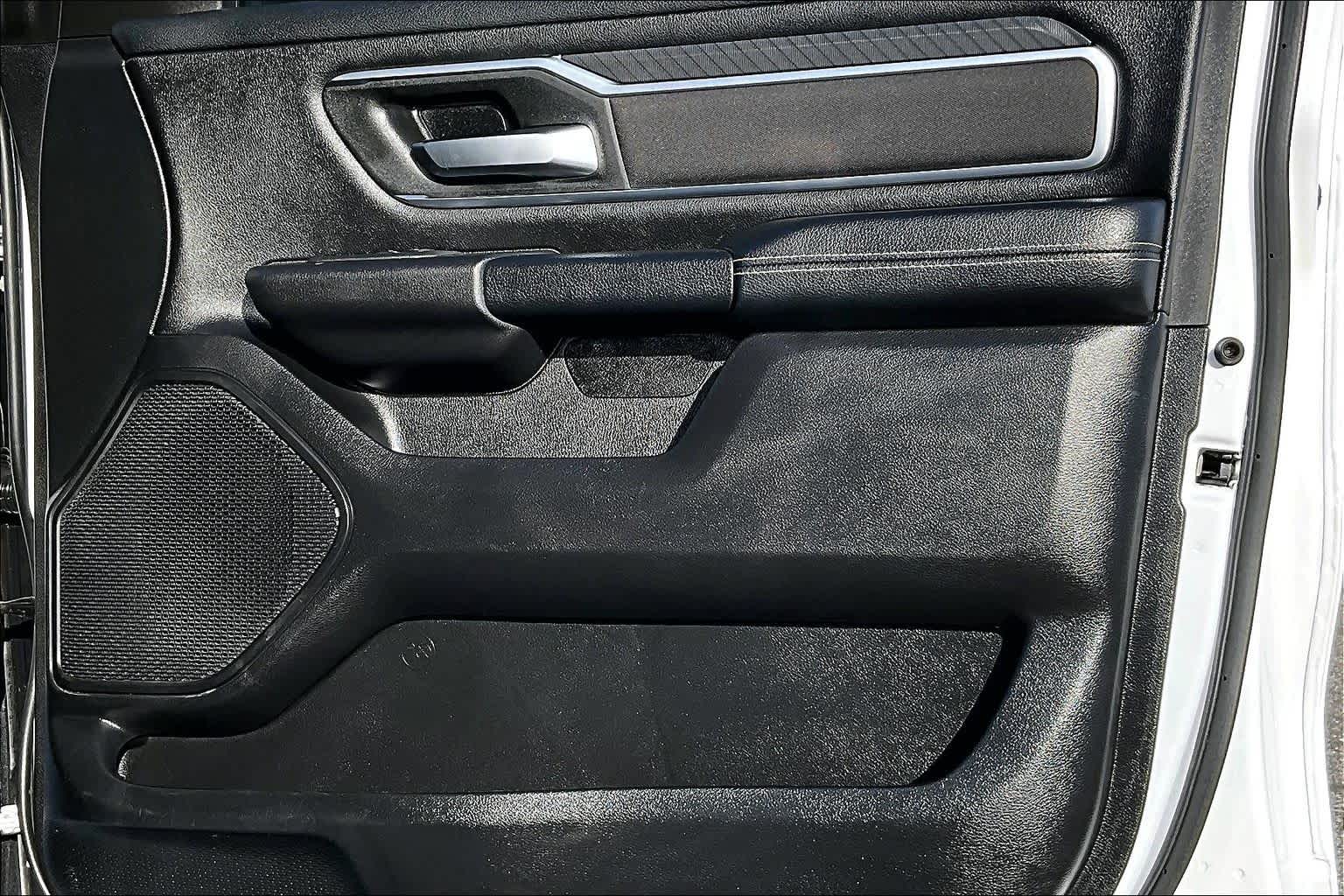 Thumbnail: 2025 RAM 1500 - 28