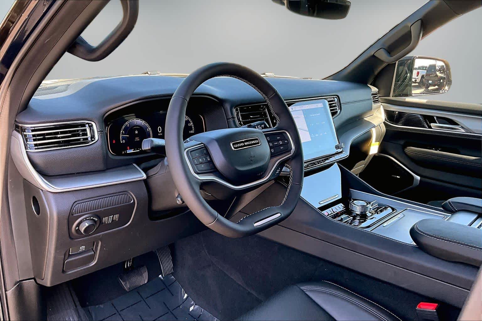 Thumbnail: 2026 Jeep Grand Wagoneer - 2