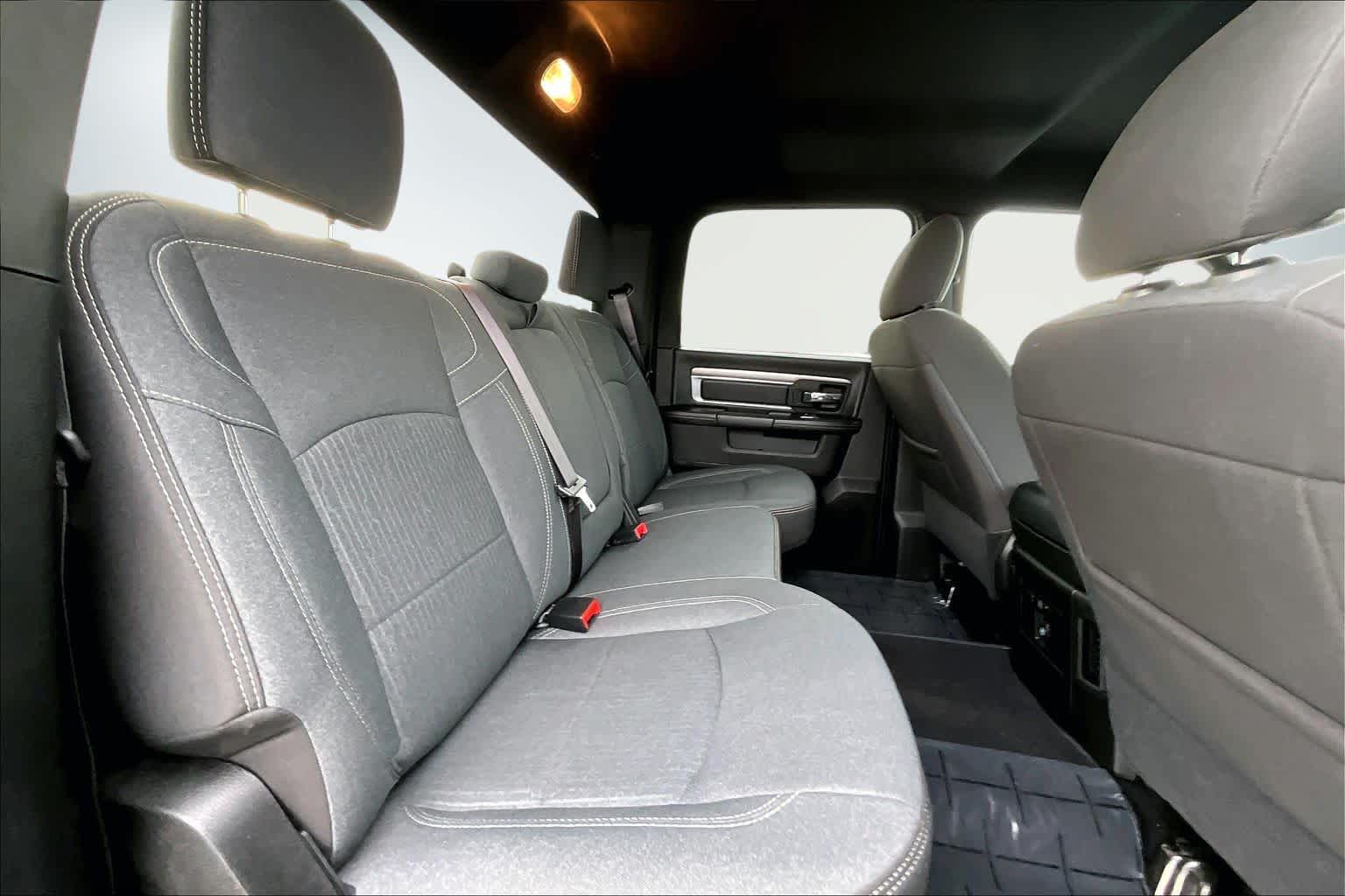 Thumbnail: 2024 RAM 1500 Classic - 29