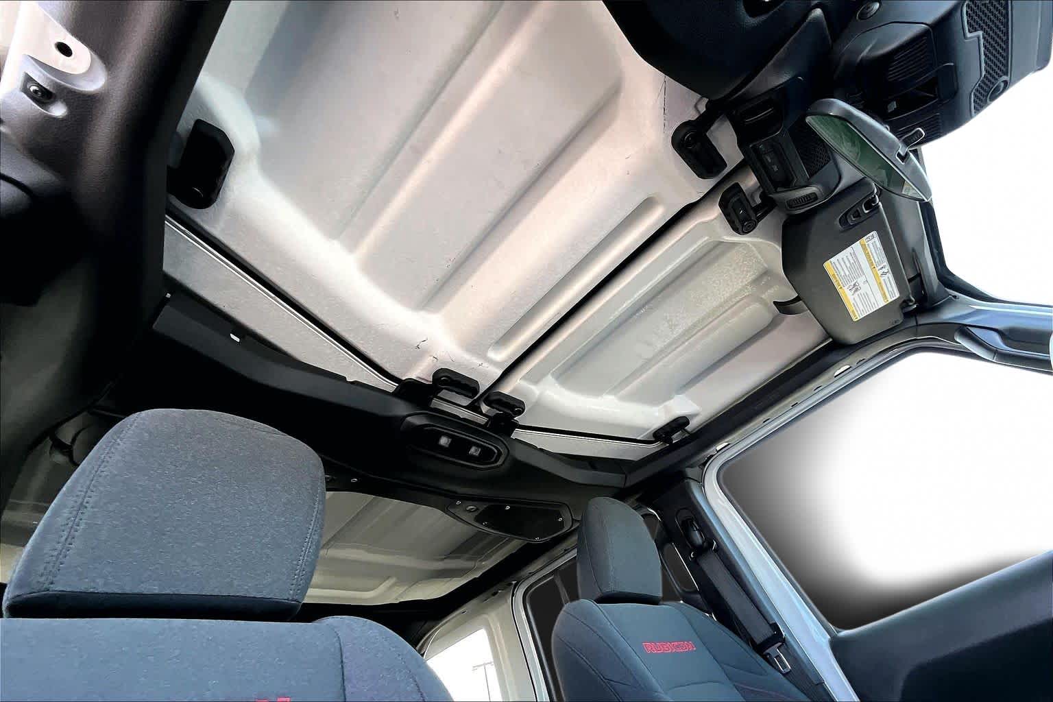 Thumbnail: 2024 Jeep Wrangler - 30