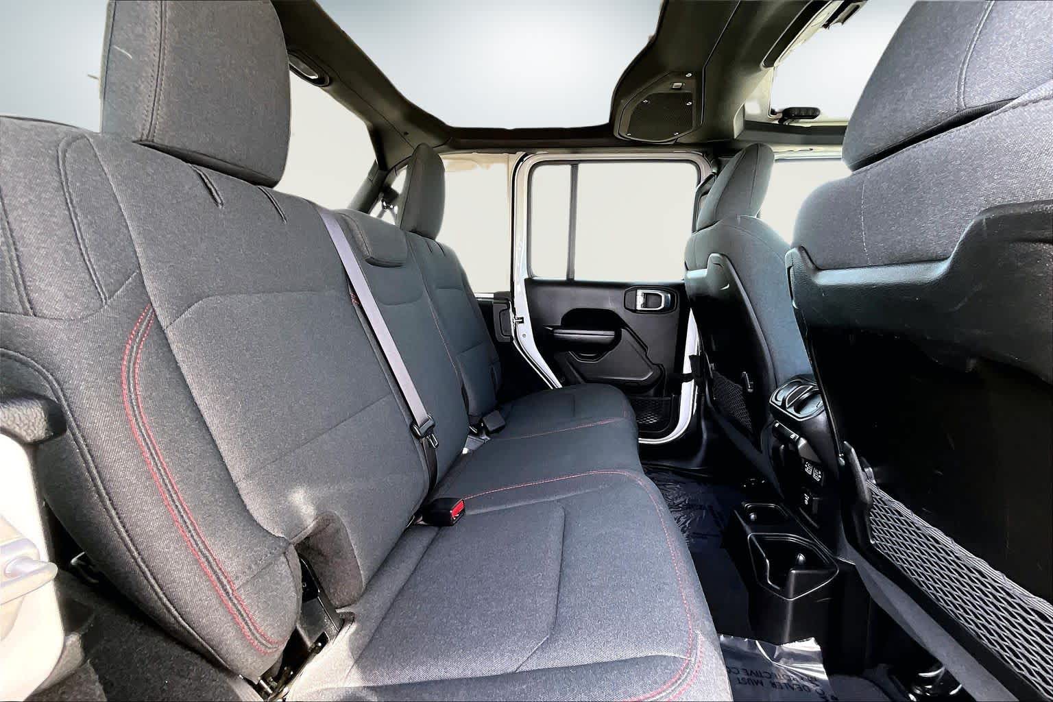 Thumbnail: 2024 Jeep Wrangler - 29