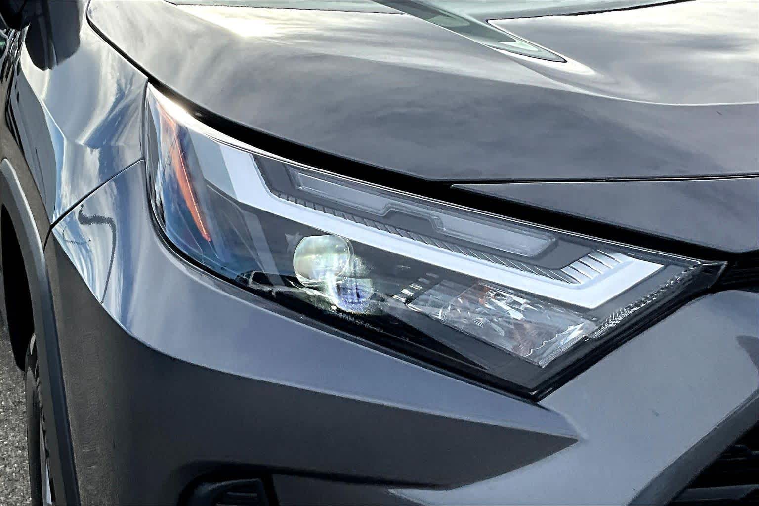 Thumbnail: 2024 Toyota RAV4 - 32