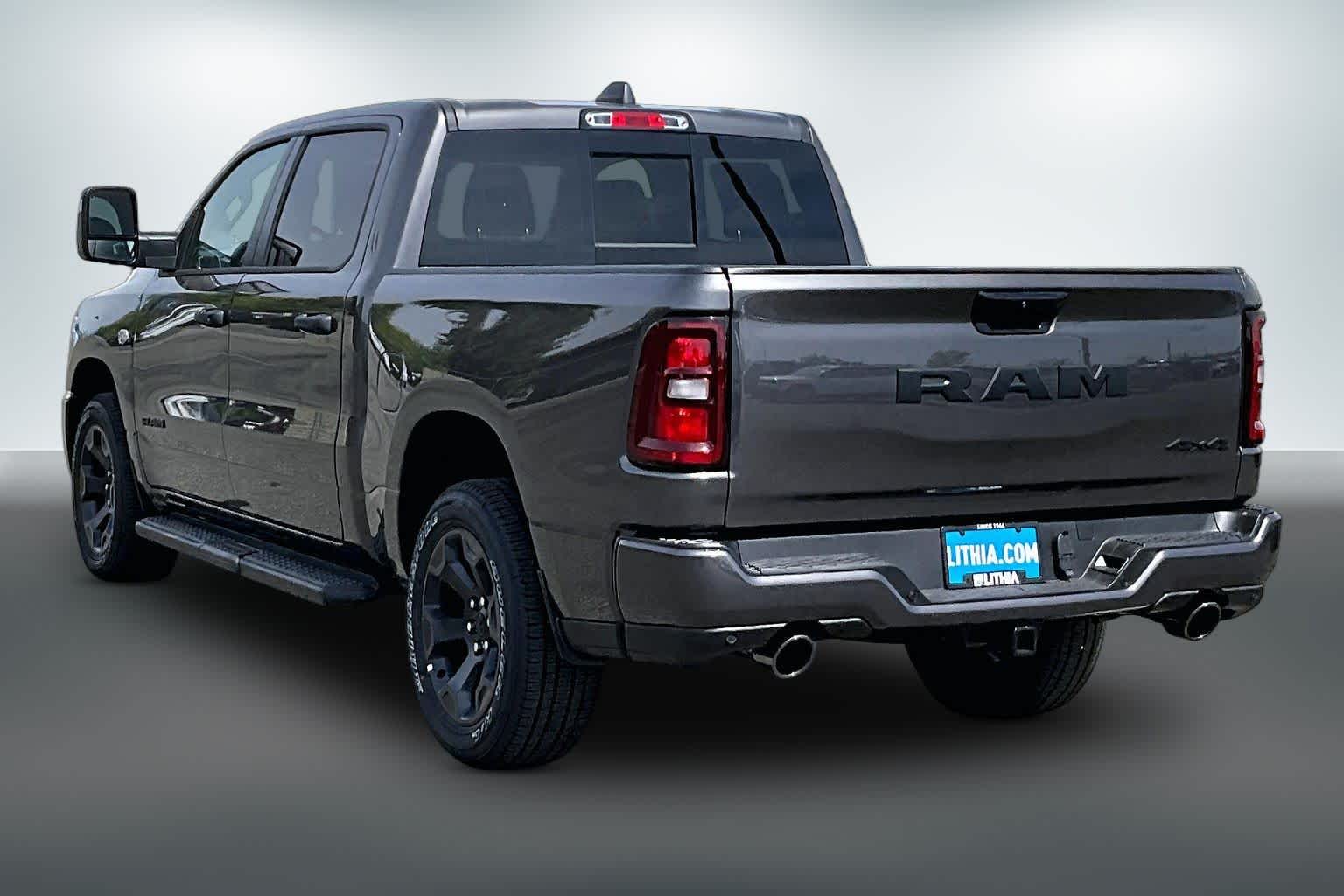 Thumbnail: 2026 RAM 1500 - 3