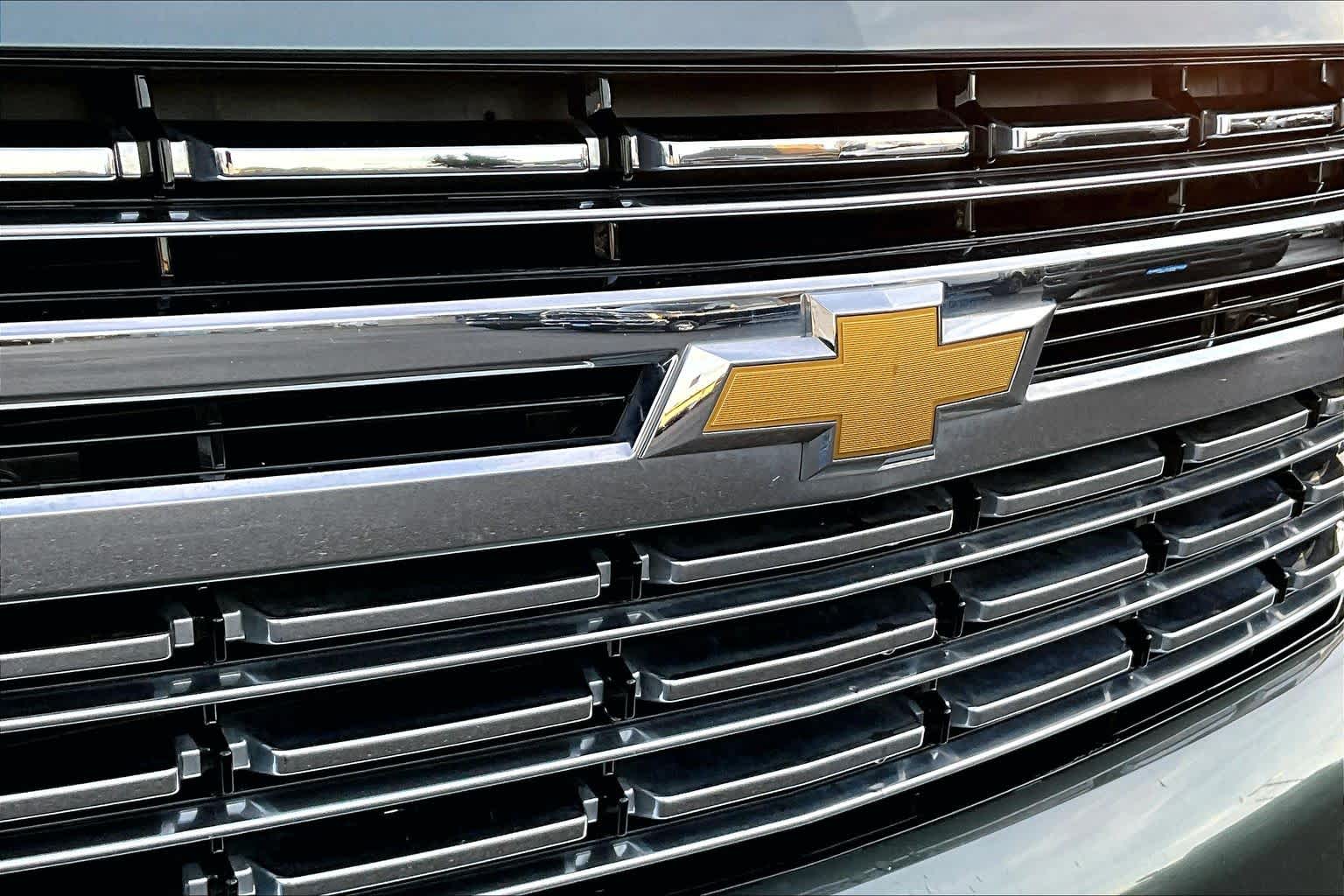 Thumbnail: 2023 Chevrolet Suburban - 35
