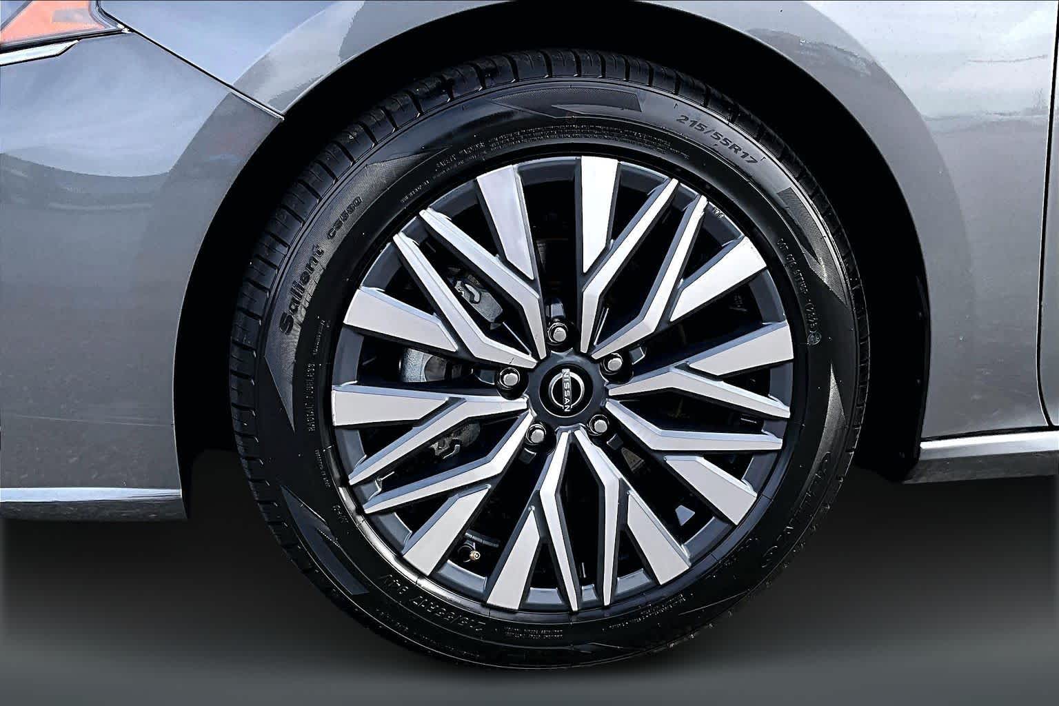 Thumbnail: 2024 Nissan Altima - 8