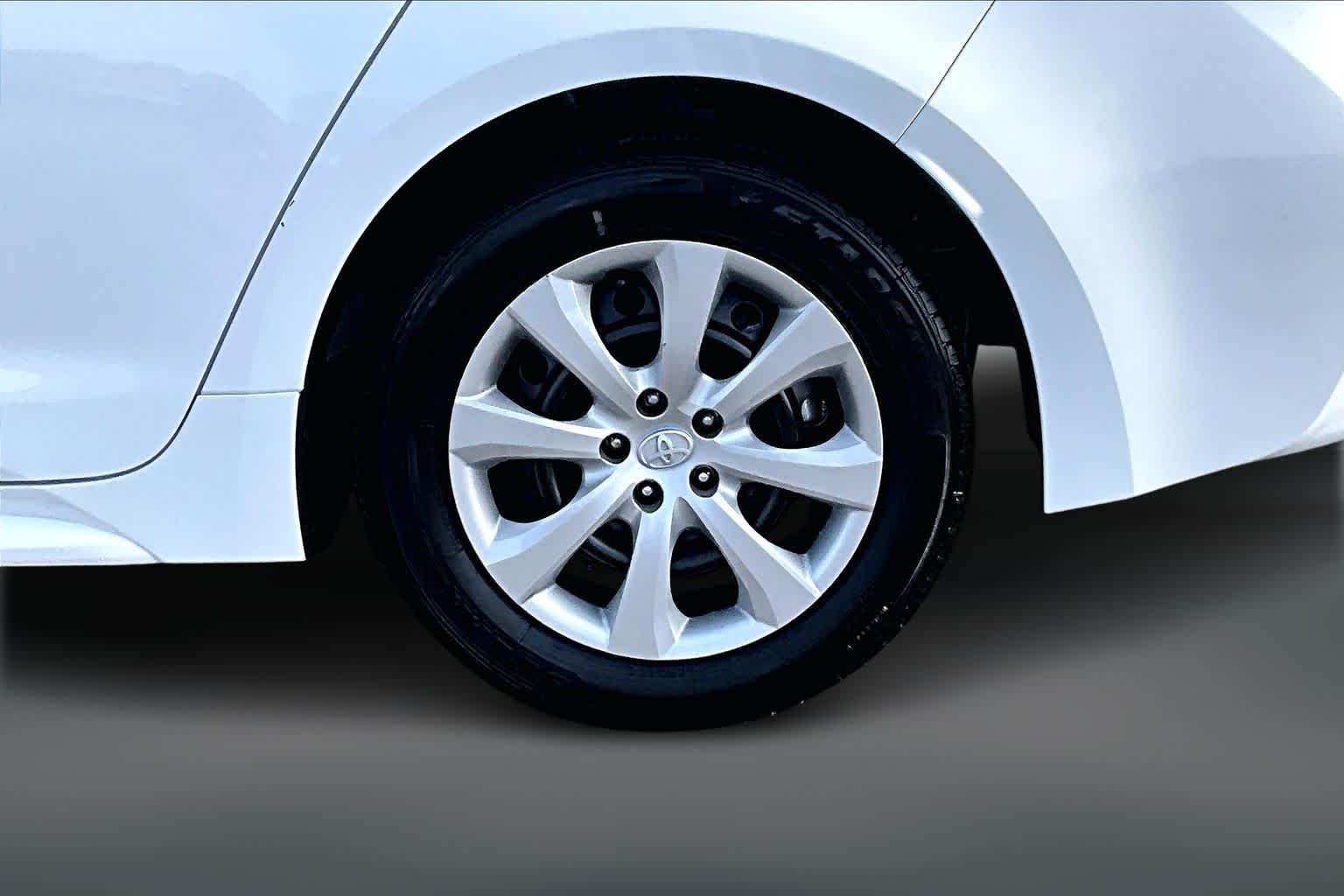 Thumbnail: 2025 Toyota Corolla - 35