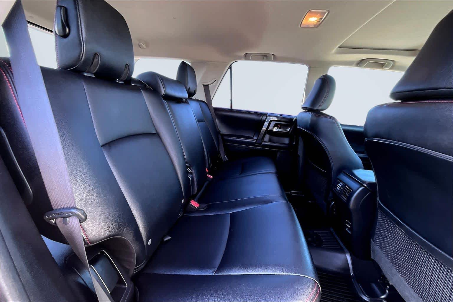 Thumbnail: 2019 Toyota 4Runner - 29