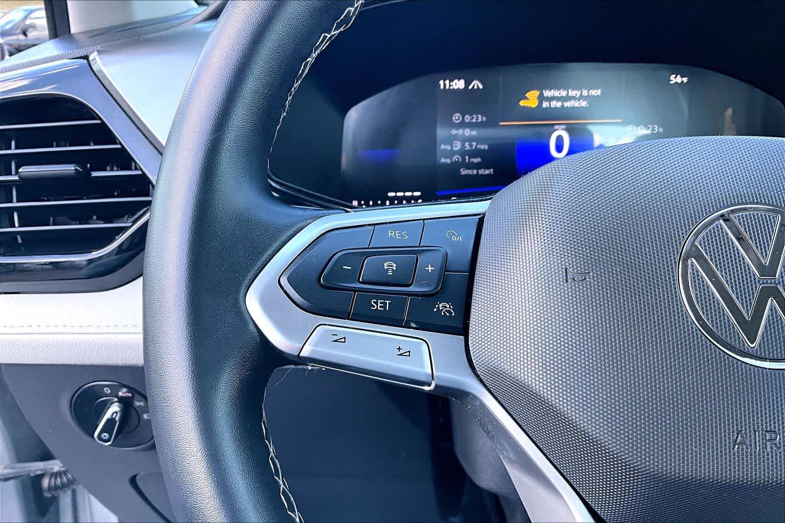 Thumbnail: 2025 Volkswagen Taos - 24