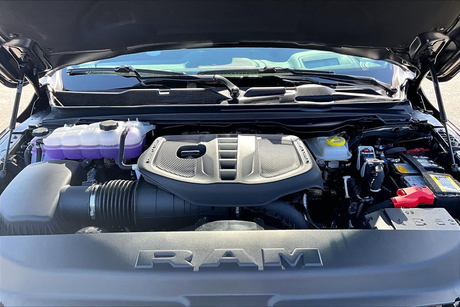 Thumbnail: 2026 RAM 1500 - 9