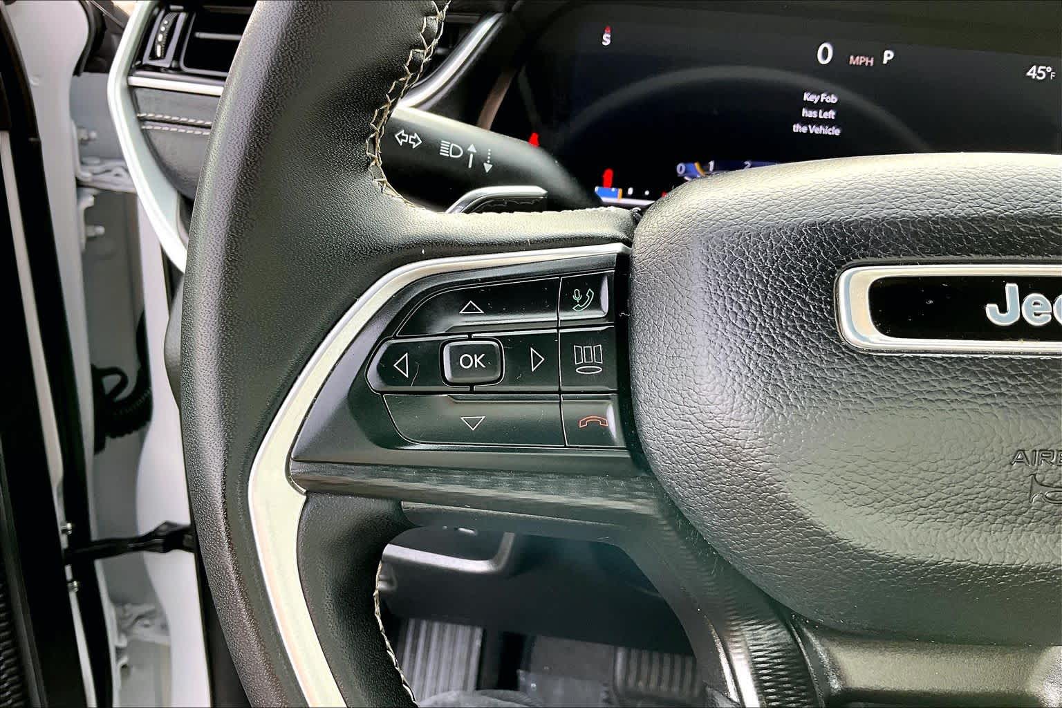 Thumbnail: 2024 Jeep Grand Cherokee - 24