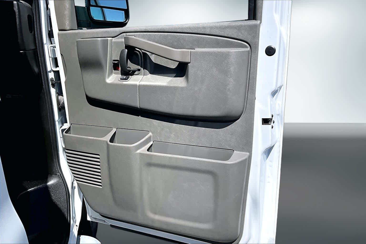 Thumbnail: 2025 Chevrolet Express - 24