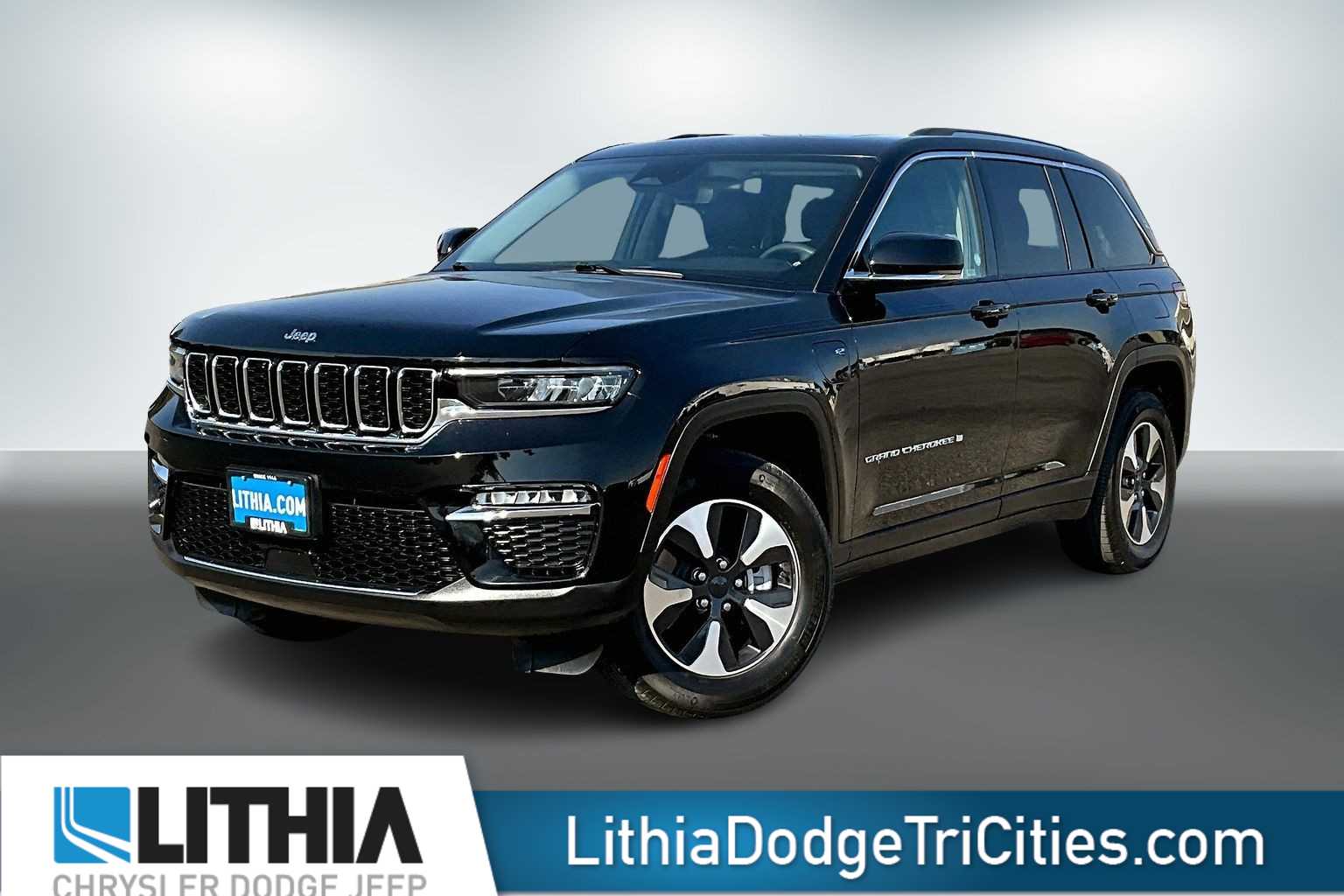 Thumbnail: 2023 Jeep Grand Cherokee - 1