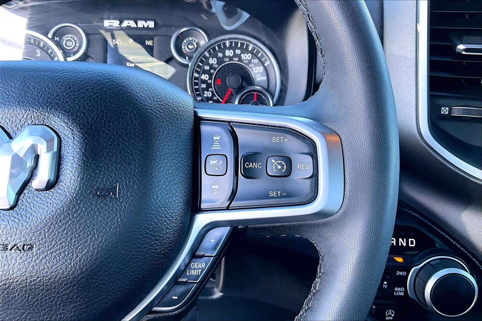 Thumbnail: 2025 RAM 1500 - 25