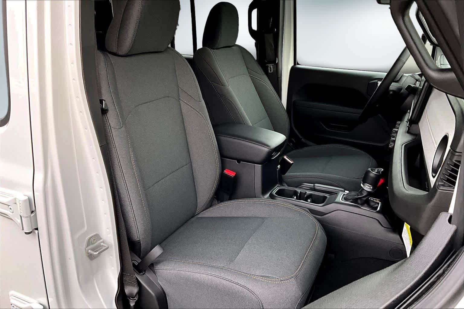 Thumbnail: 2025 Jeep Gladiator - 14