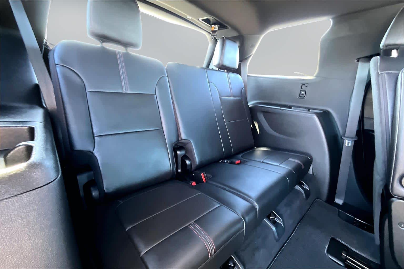 Thumbnail: 2023 Chevrolet Traverse - 30