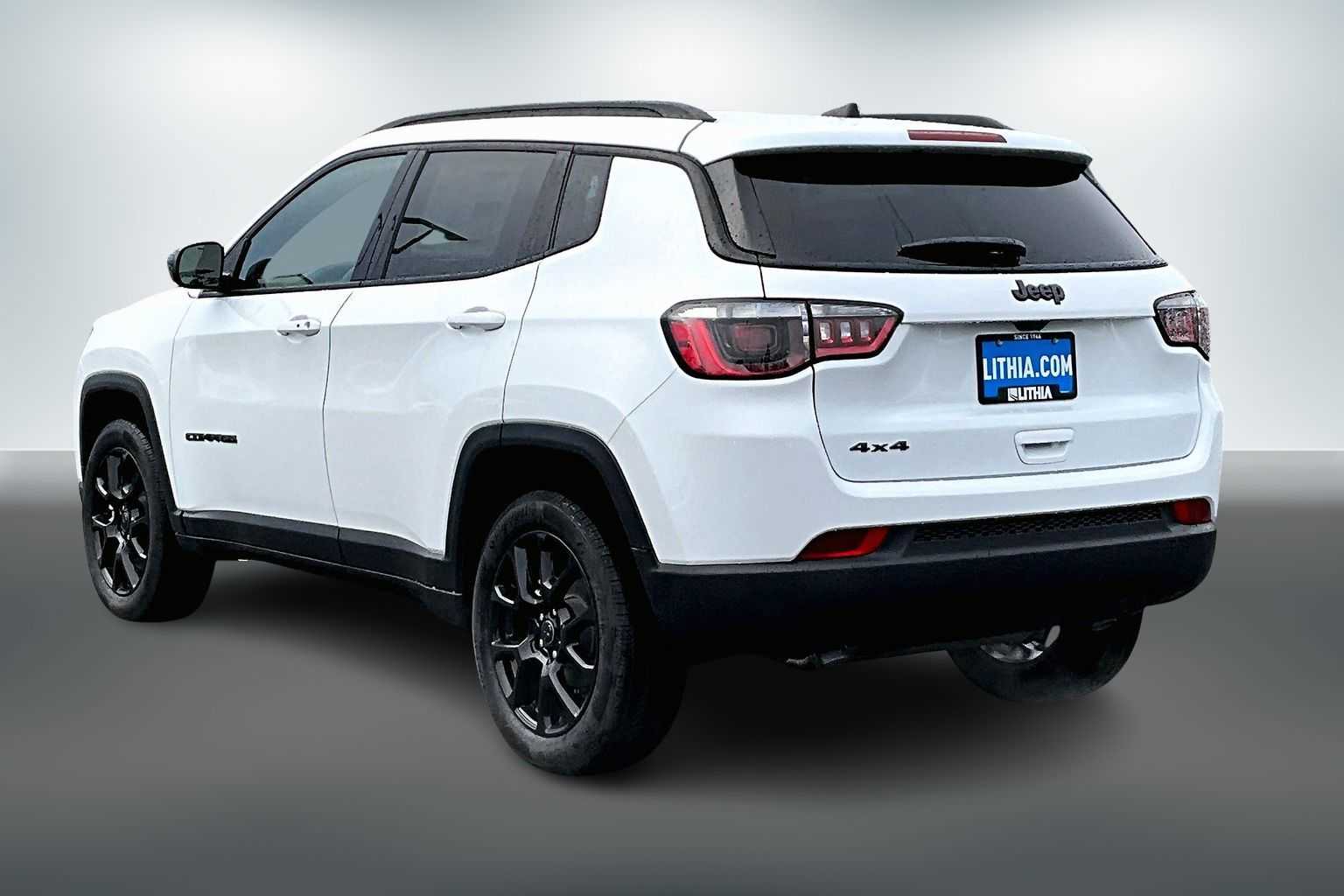 Thumbnail: 2026 Jeep Compass - 4